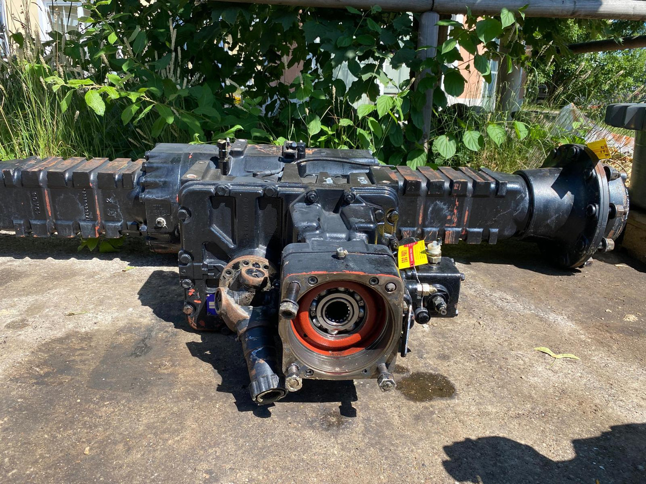 Hitachi EX 165 , Spicer Hurth - Axle and parts for Construction machinery: picture 4 Hitachi EX 165 , Spicer Hurth - Axle and parts for Construction machinery: picture 4