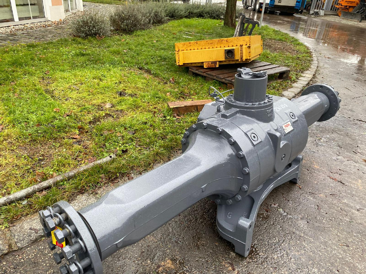 Hitachi TCM aus ZW 150 - Axle and parts for Construction machinery: picture 2 Hitachi TCM aus ZW 150 - Axle and parts for Construction machinery: picture 2