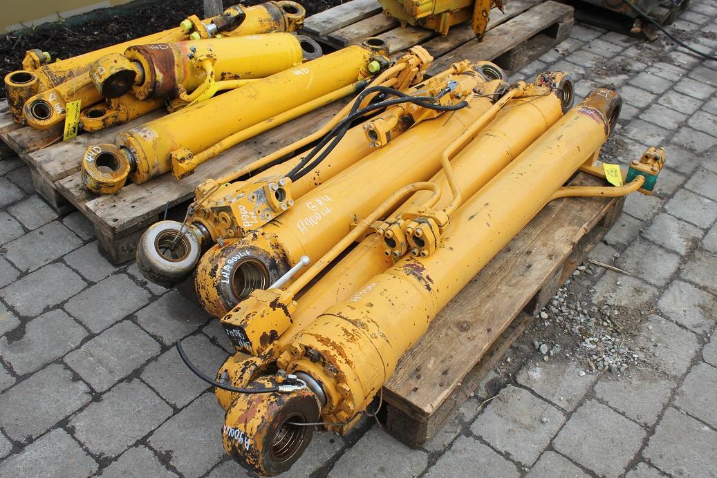 Liebherr A 900 LIT - Hydraulic cylinder for Construction machinery: picture 5 Liebherr A 900 LIT - Hydraulic cylinder for Construction machinery: picture 5