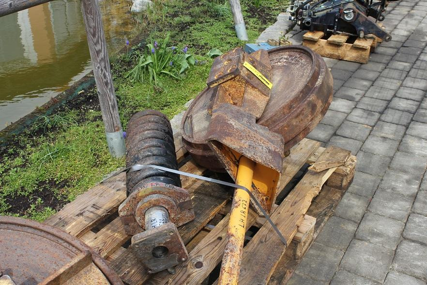 Liebherr LR 622 - Undercarriage parts for Construction machinery: picture 4 Liebherr LR 622 - Undercarriage parts for Construction machinery: picture 4