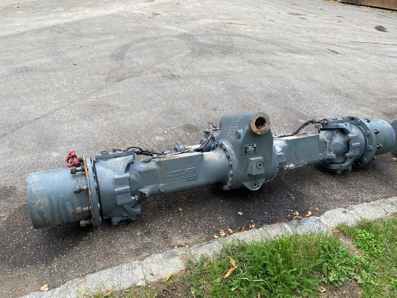 Liebherr MS 3070 MT 3070 aus LH24M LIT - Axle and parts for Construction machinery: picture 2 Liebherr MS 3070 MT 3070 aus LH24M LIT - Axle and parts for Construction machinery: picture 2