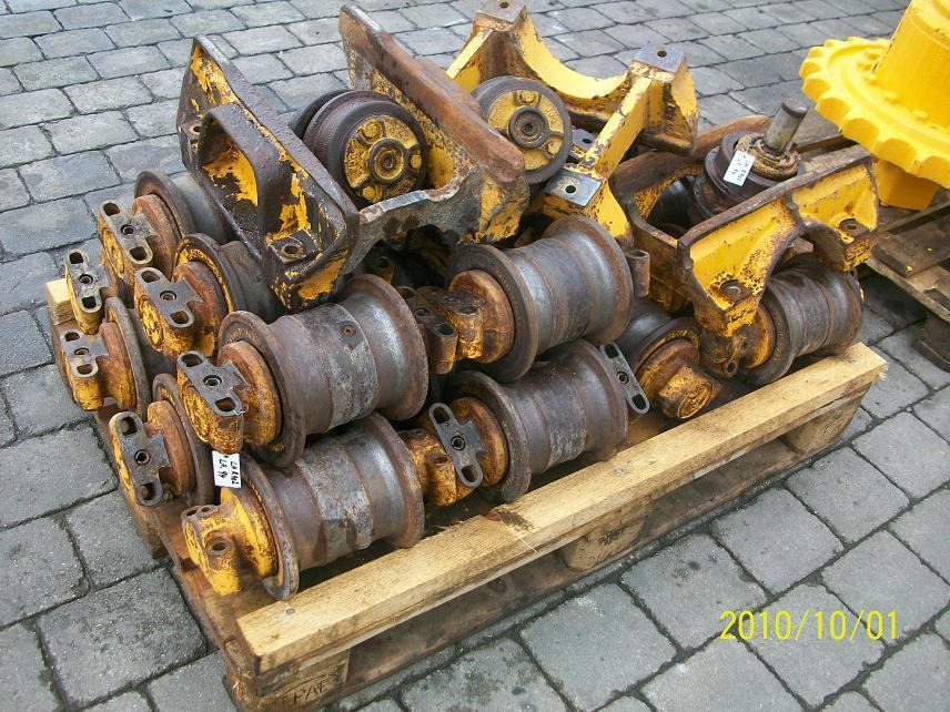 Liebherr R 902 Lit. - Track roller for Construction machinery: picture 3 Liebherr R 902 Lit. - Track roller for Construction machinery: picture 3