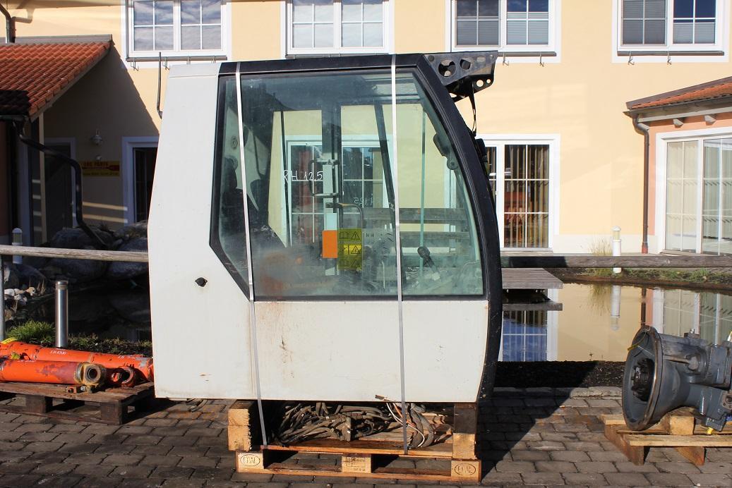 O&K RH 12,5 - Cab for Crawler excavator: picture 5 O&K RH 12,5 - Cab for Crawler excavator: picture 5