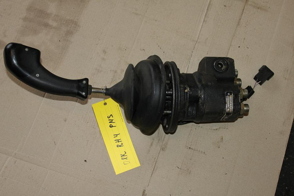 O&K RH 4 PMS Joystick - Cab and interior for Construction machinery: picture 3 O&K RH 4 PMS Joystick - Cab and interior for Construction machinery: picture 3