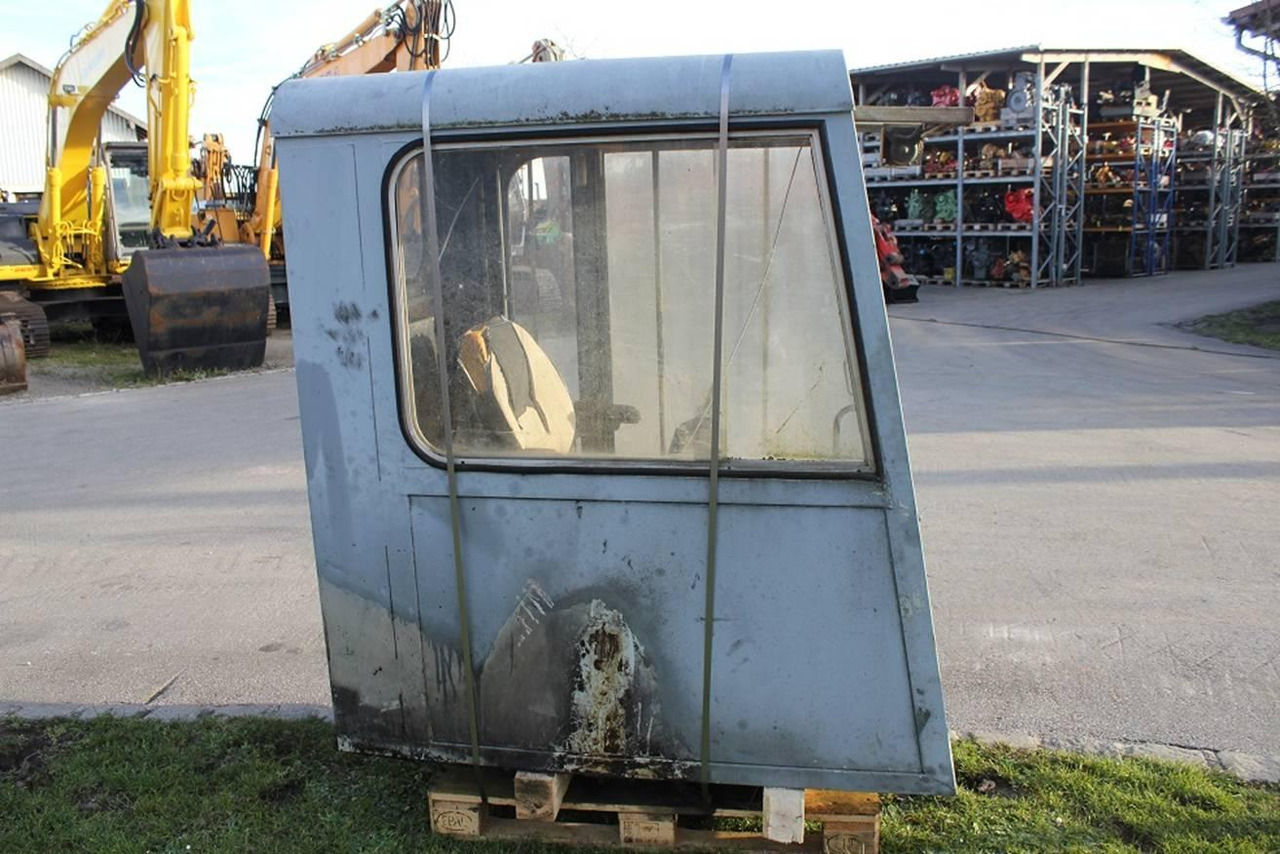 Cab for Construction machinery Poclain: picture 7