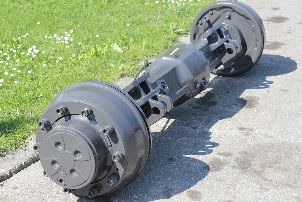 Zeppelin ZM 15 ZF AP B 355 - Axle and parts for Construction machinery: picture 1 Zeppelin ZM 15 ZF AP B 355 - Axle and parts for Construction machinery: picture 1