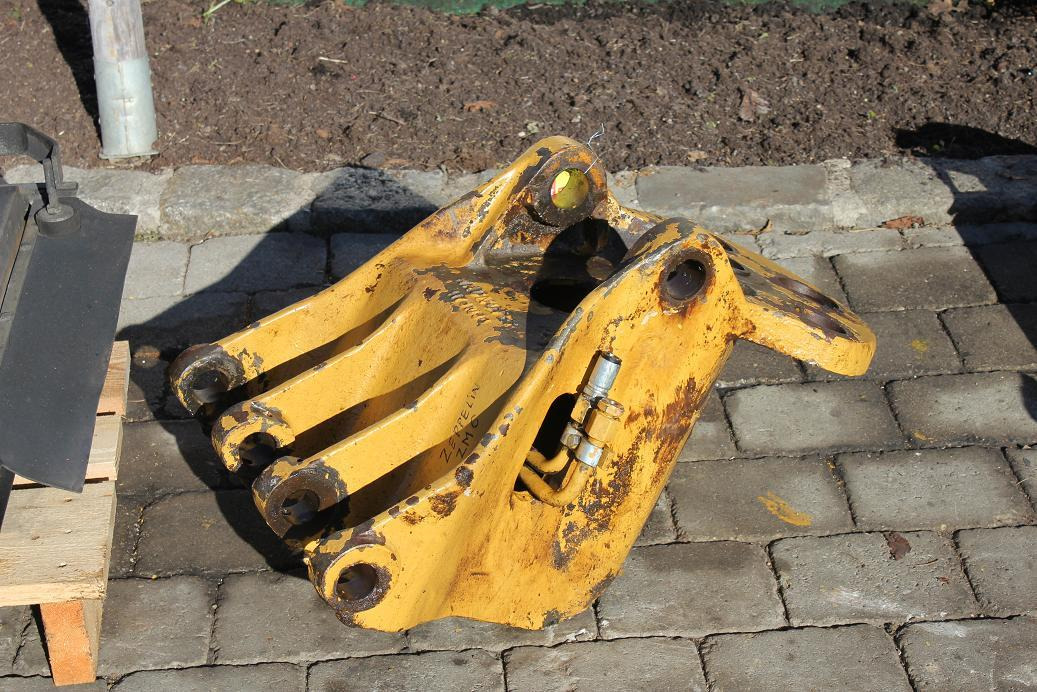 Zeppelin ZM 6 - Body and exterior for Excavator: picture 1 Zeppelin ZM 6 - Body and exterior for Excavator: picture 1
