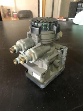 Knorr-Bremse 21114974 Volvo FH FM truck - Brake valve for Truck: picture 2 Knorr-Bremse 21114974 Volvo FH FM truck - Brake valve for Truck: picture 2