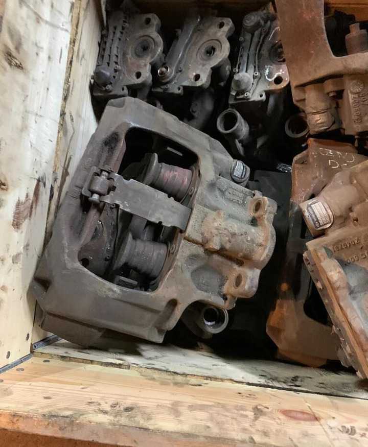 Knorr-Bremse MAN DAF Scania Iveco SN7 IVECO Stralis truck - Brake caliper for Truck: picture 1 Knorr-Bremse MAN DAF Scania Iveco SN7 IVECO Stralis truck - Brake caliper for Truck: picture 1