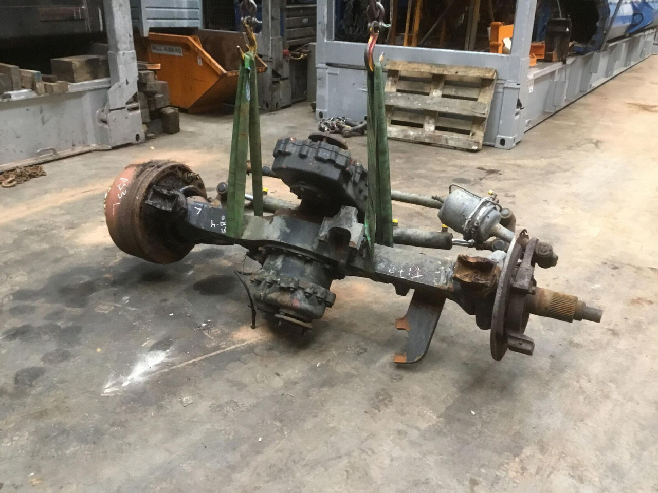 FAUN ATF 60-4 axle 3 - Axle and parts for Mobile crane: picture 1 FAUN ATF 60-4 axle 3 - Axle and parts for Mobile crane: picture 1