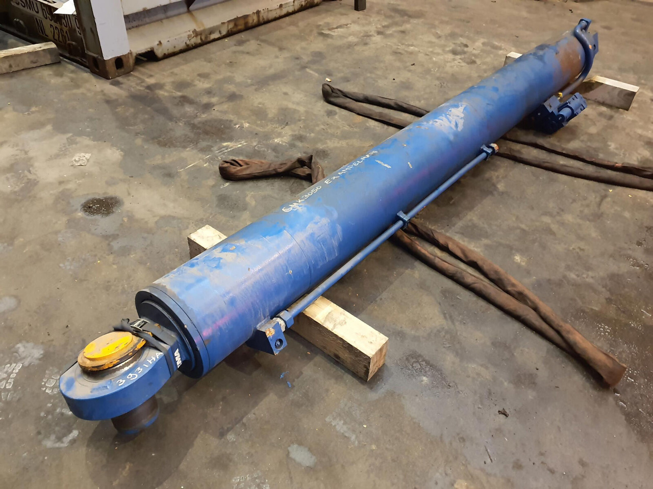 Grove GMK 3050 boom cylinder - Hydraulic cylinder for Mobile crane: picture 4 Grove GMK 3050 boom cylinder - Hydraulic cylinder for Mobile crane: picture 4