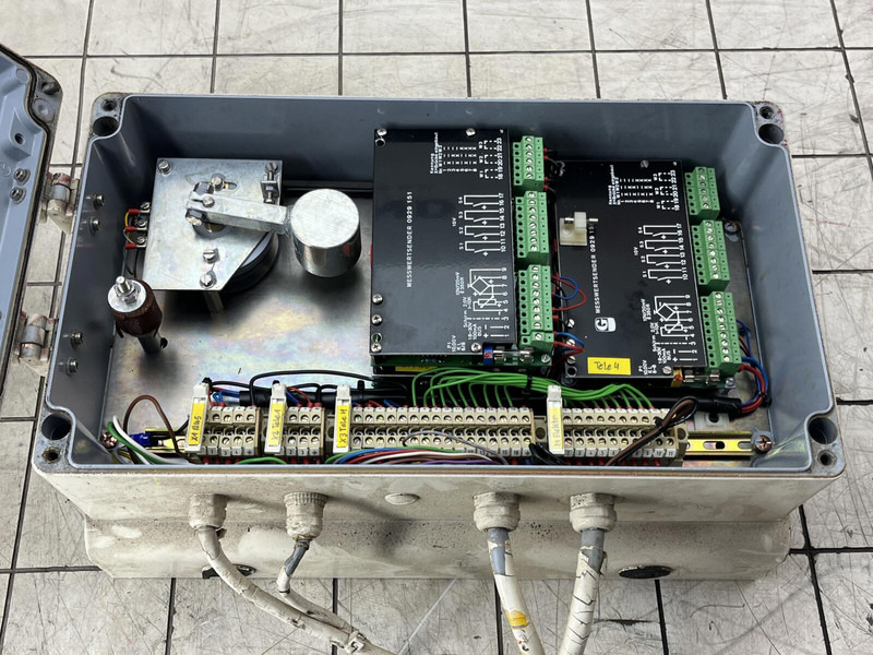 Grove GMK 3055 angle unit - Electrical system for Crane: picture 2 Grove GMK 3055 angle unit - Electrical system for Crane: picture 2