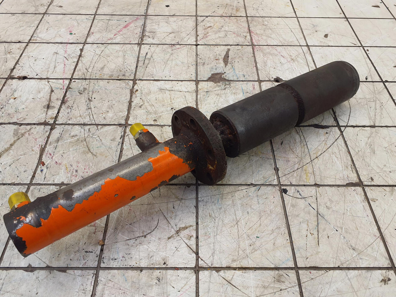 Grove GMK 3055 turn table locking - Hydraulics for Mobile crane: picture 2 Grove GMK 3055 turn table locking - Hydraulics for Mobile crane: picture 2