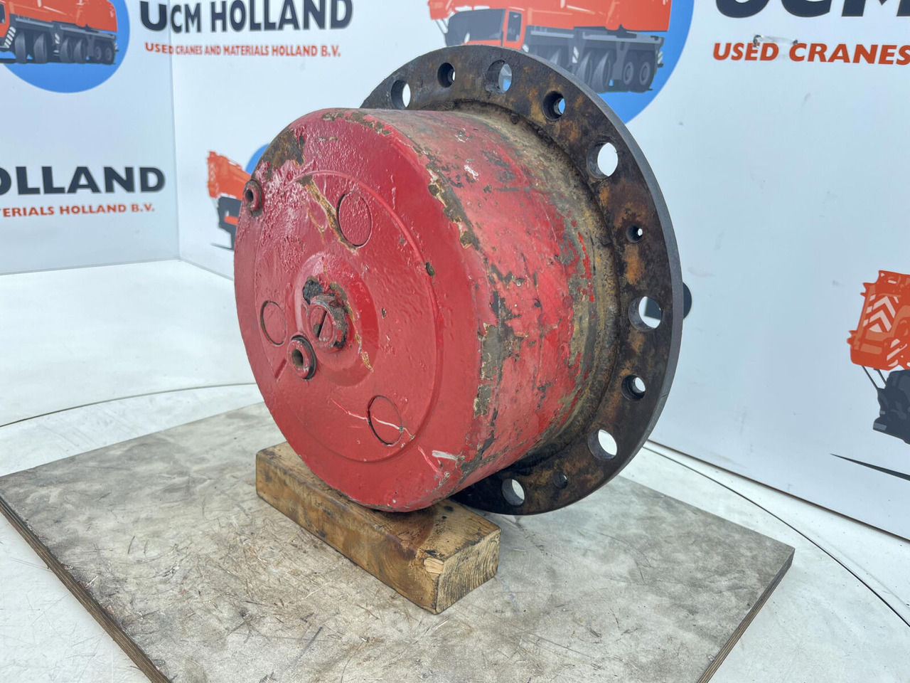 Krupp 70 GMT planetary gear 22-25-74-38-3pl-H135-46 - Final drive for Mobile crane: picture 2 Krupp 70 GMT planetary gear 22-25-74-38-3pl-H135-46 - Final drive for Mobile crane: picture 2