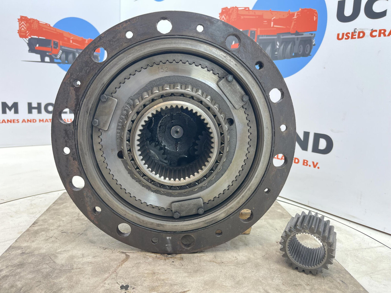 Krupp 70 GMT planetary gear 22-25-74-38-3pl-H135-46 - Final drive for Mobile crane: picture 5 Krupp 70 GMT planetary gear 22-25-74-38-3pl-H135-46 - Final drive for Mobile crane: picture 5