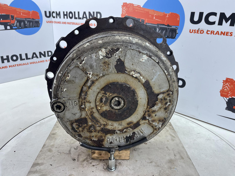 Krupp KMK 3050 planetary gear 12-23-60-34-46-3pl-H135 - Suspension for Crane: picture 1 Krupp KMK 3050 planetary gear 12-23-60-34-46-3pl-H135 - Suspension for Crane: picture 1
