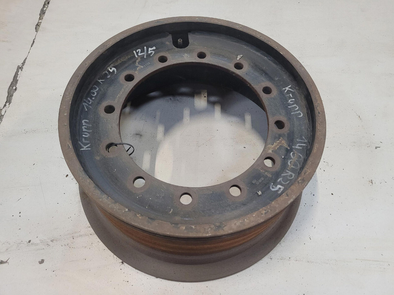 Krupp Rim 385/95R25 12 5.5 3p - Rim: picture 1 Krupp Rim 385/95R25 12 5.5 3p - Rim: picture 1