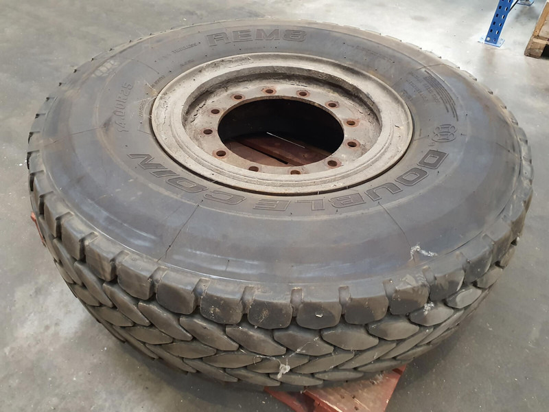 Krupp Wheel 385/95R25 12 5.4 3p - Wheels and tires for Crane: picture 2 Krupp Wheel 385/95R25 12 5.4 3p - Wheels and tires for Crane: picture 2