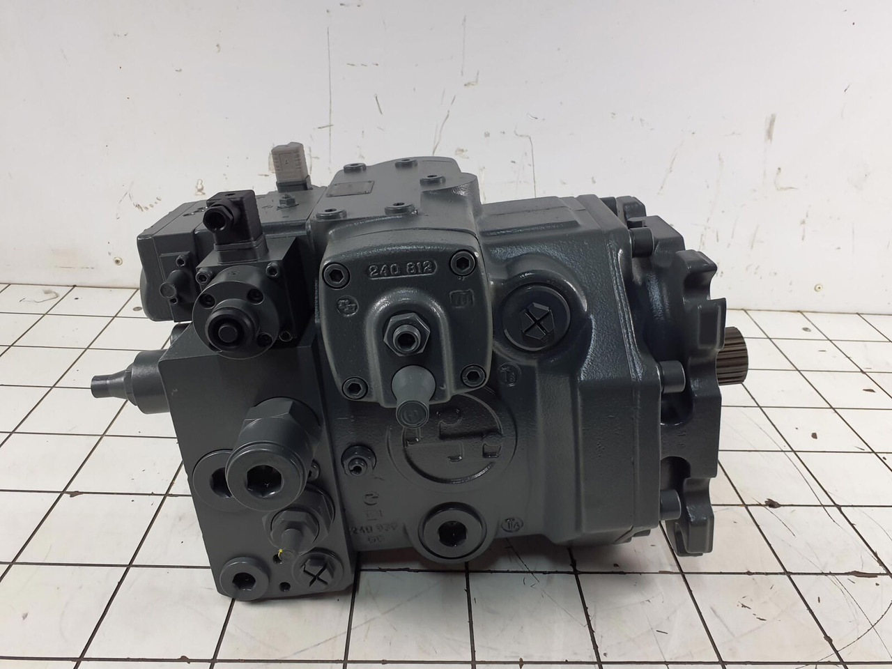 Liebherr Hydraulic Pump A4V250 - Hydraulic pump for Crane: picture 2 Liebherr Hydraulic Pump A4V250 - Hydraulic pump for Crane: picture 2