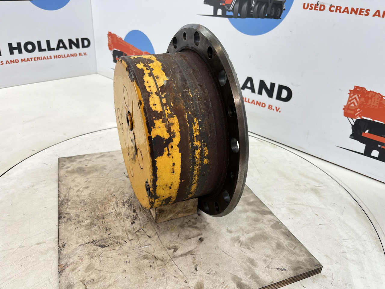 Liebherr LTM 1030-2 planetary gear 22-25-74-40-4pl-H138-46 - Final drive for Mobile crane: picture 2 Liebherr LTM 1030-2 planetary gear 22-25-74-40-4pl-H138-46 - Final drive for Mobile crane: picture 2