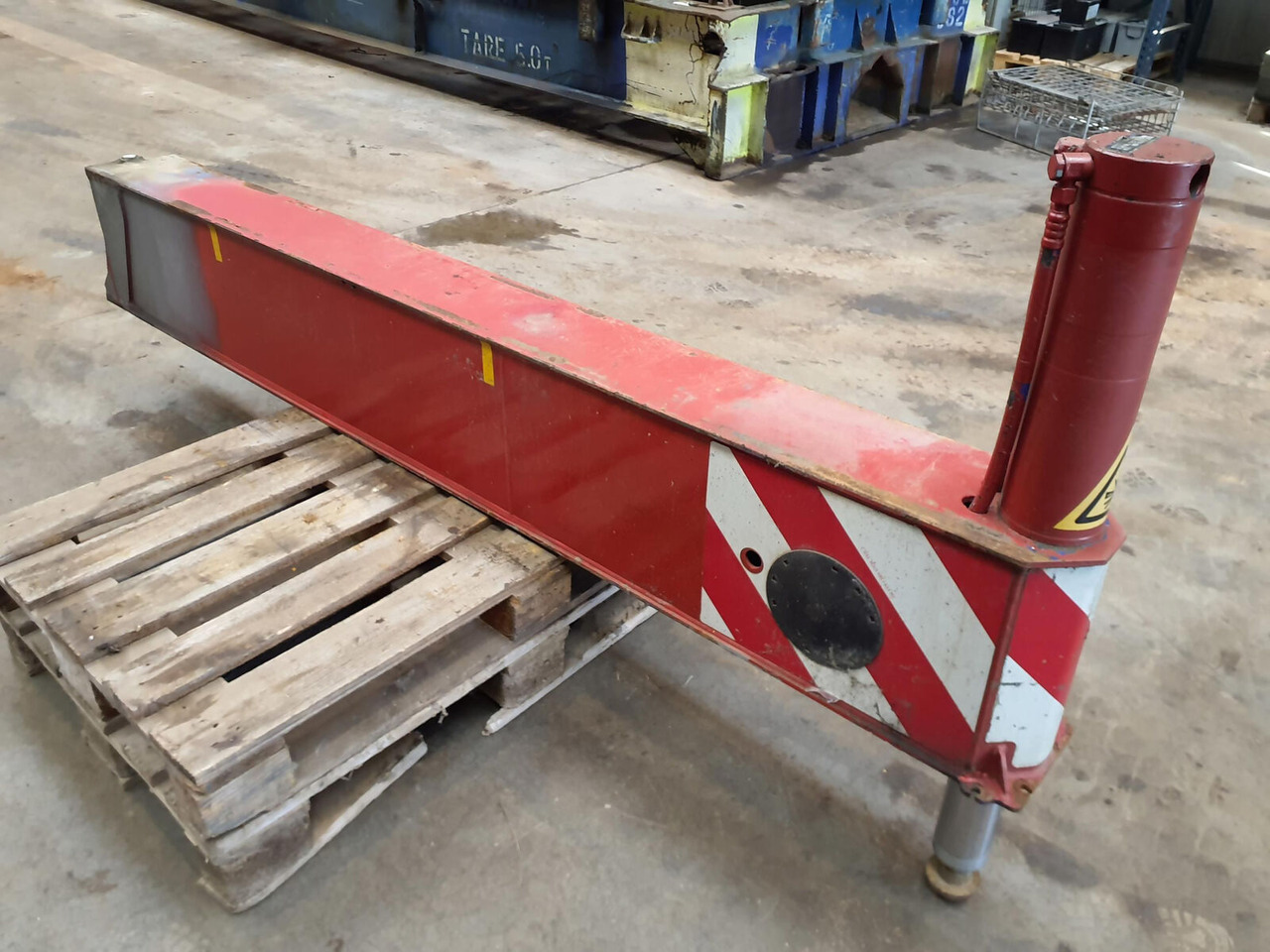 Liebherr LTM 1040 2.1 Outrigger - Suspension for Crane: picture 1 Liebherr LTM 1040 2.1 Outrigger - Suspension for Crane: picture 1