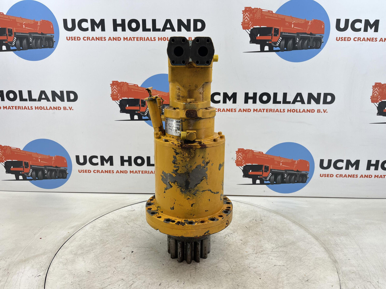 Liebherr LTM 1050-1 Slewing gear - Swing motor for Mobile crane: picture 1 Liebherr LTM 1050-1 Slewing gear - Swing motor for Mobile crane: picture 1