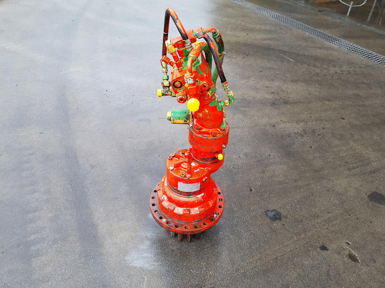 Liebherr LTM 1060 slewing gear - Swing motor for Mobile crane: picture 1 Liebherr LTM 1060 slewing gear - Swing motor for Mobile crane: picture 1