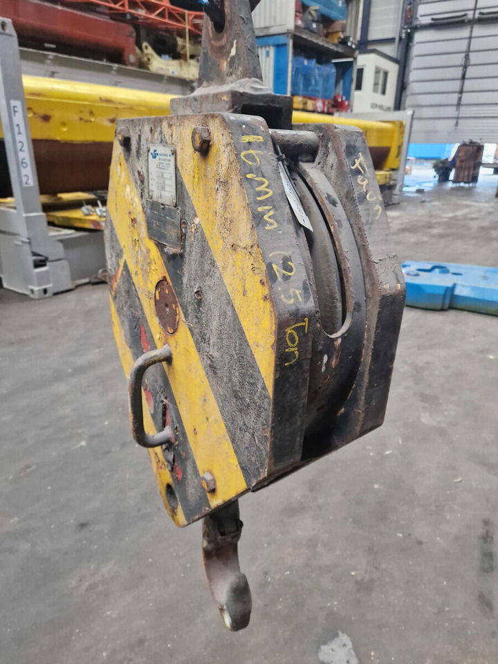 FAUN Hookblock 16mm 1 sheave 12.5t - Spare parts for Mobile crane: picture 4 FAUN Hookblock 16mm 1 sheave 12.5t - Spare parts for Mobile crane: picture 4