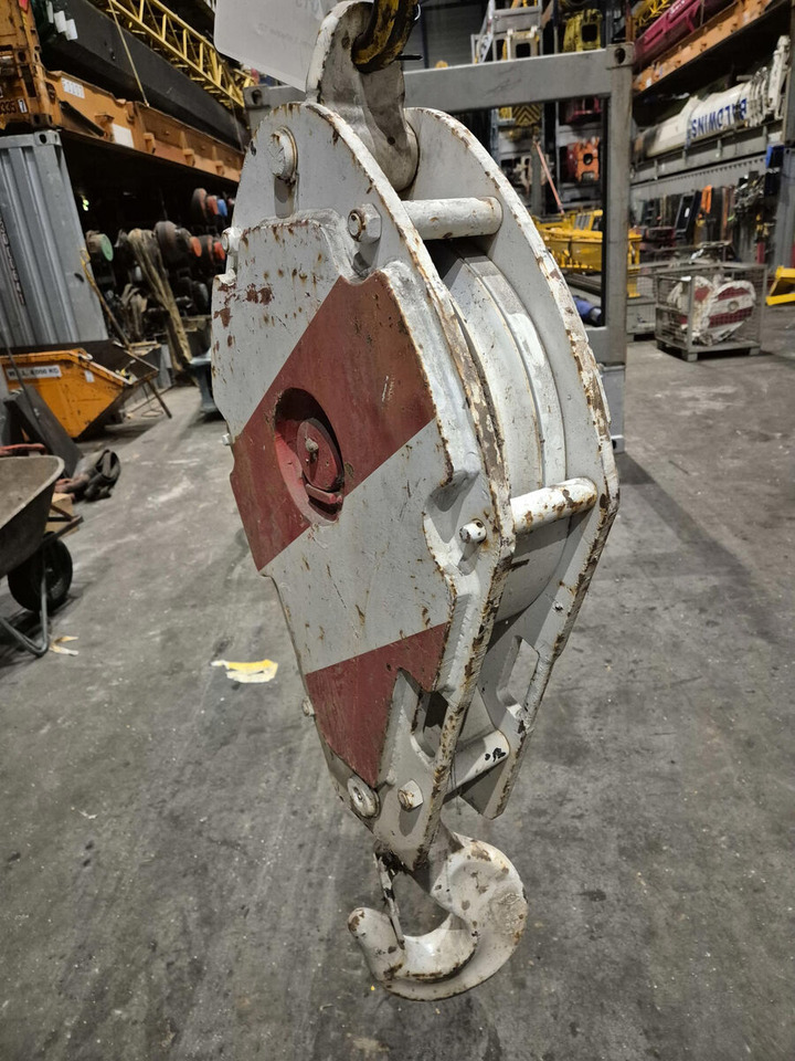Grove Hookblock 16mm 1 sheave 12t - Spare parts for Mobile crane: picture 3 Grove Hookblock 16mm 1 sheave 12t - Spare parts for Mobile crane: picture 3