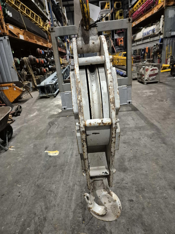 Grove Hookblock 16mm 1 sheave 12t - Spare parts for Mobile crane: picture 2 Grove Hookblock 16mm 1 sheave 12t - Spare parts for Mobile crane: picture 2