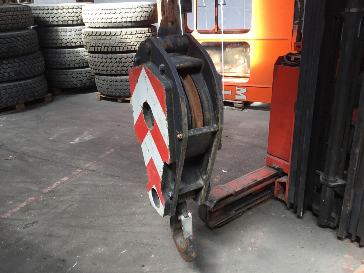 Grove Hookblock 16mm 1 sheave 16t - Spare parts for Mobile crane: picture 2 Grove Hookblock 16mm 1 sheave 16t - Spare parts for Mobile crane: picture 2