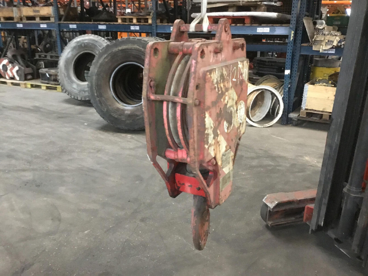Hookblock 17mm 1 sheave 12t - Spare parts for Mobile crane: picture 3 Hookblock 17mm 1 sheave 12t - Spare parts for Mobile crane: picture 3
