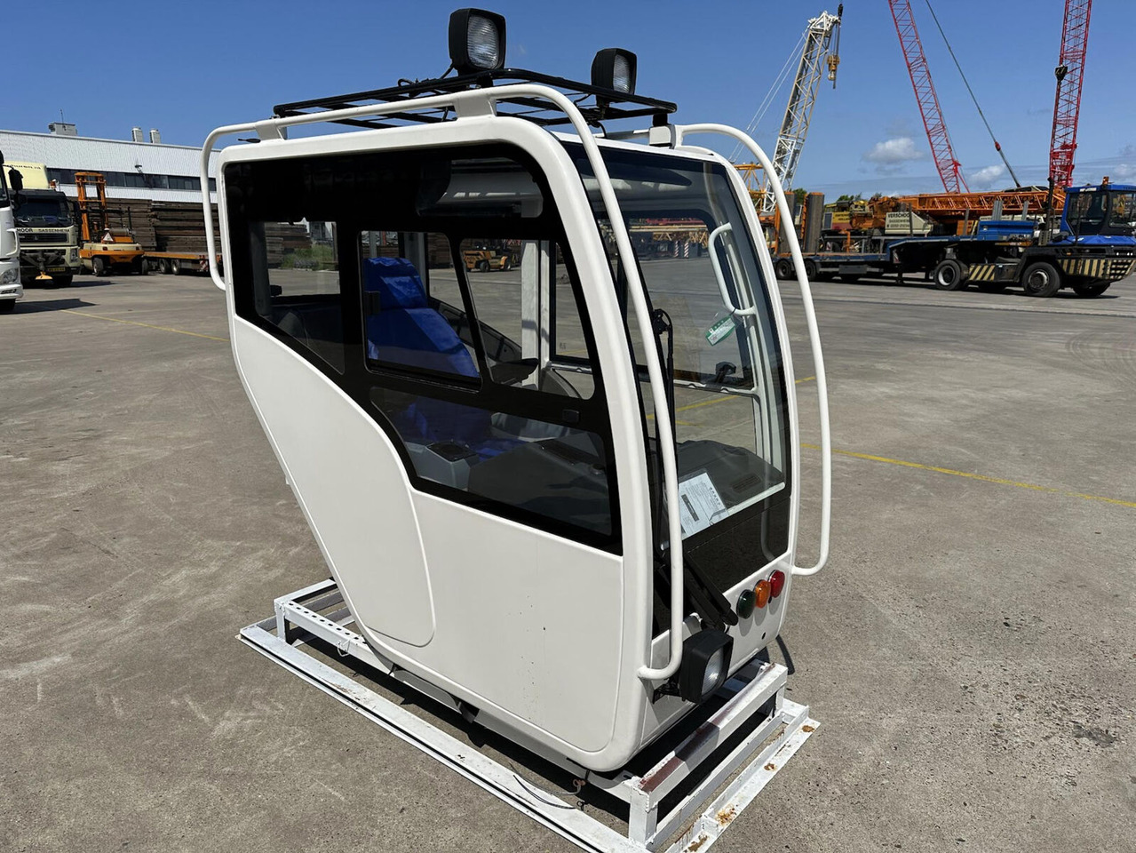 Terex dano/Demag upper cabs - Cab for Tower crane: picture 3 Terex dano/Demag upper cabs - Cab for Tower crane: picture 3