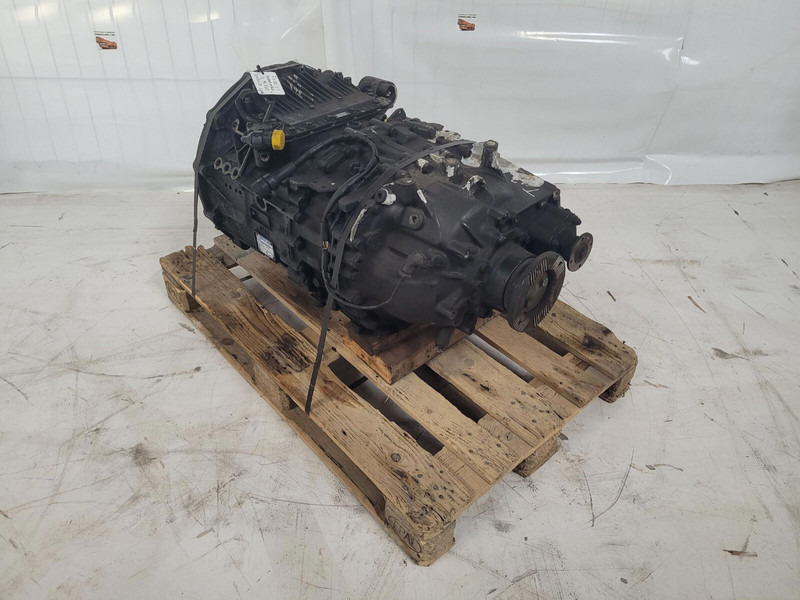 ZF GMK 3055 Gearbox ZF Astronic 12 AS 2302 - Gearbox for Crane: picture 4 ZF GMK 3055 Gearbox ZF Astronic 12 AS 2302 - Gearbox for Crane: picture 4
