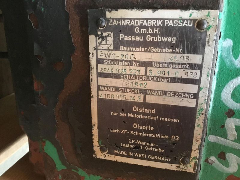 ZF KMK 3045 gearbox ZF 6WG200 - Gearbox for Crane: picture 2 ZF KMK 3045 gearbox ZF 6WG200 - Gearbox for Crane: picture 2
