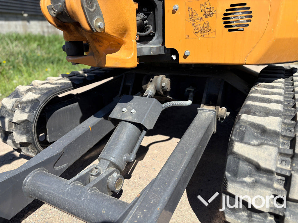 Mini excavator Bandgrävare - Case CX35B: picture 28