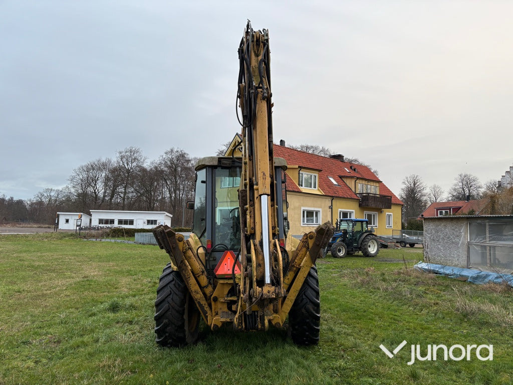 Grävlastare – New Holland LB115, 4WD - Backhoe loader: picture 4 Grävlastare – New Holland LB115, 4WD - Backhoe loader: picture 4