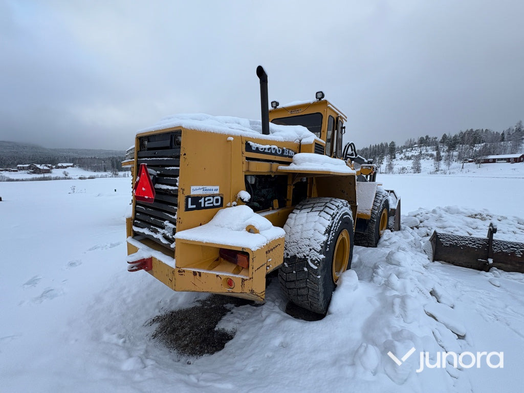 Wheel loader Hjullastare - Volvo, L120: picture 11