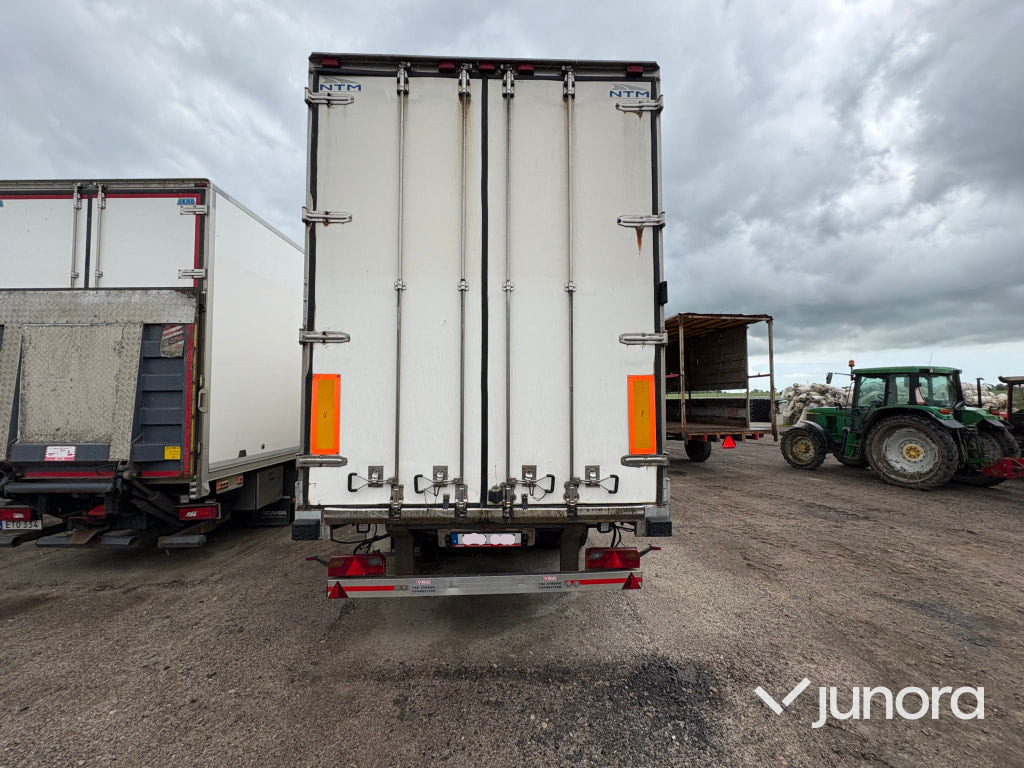 Lastbil Scania R450 med kyl - Refrigerator truck: picture 3 Lastbil Scania R450 med kyl - Refrigerator truck: picture 3