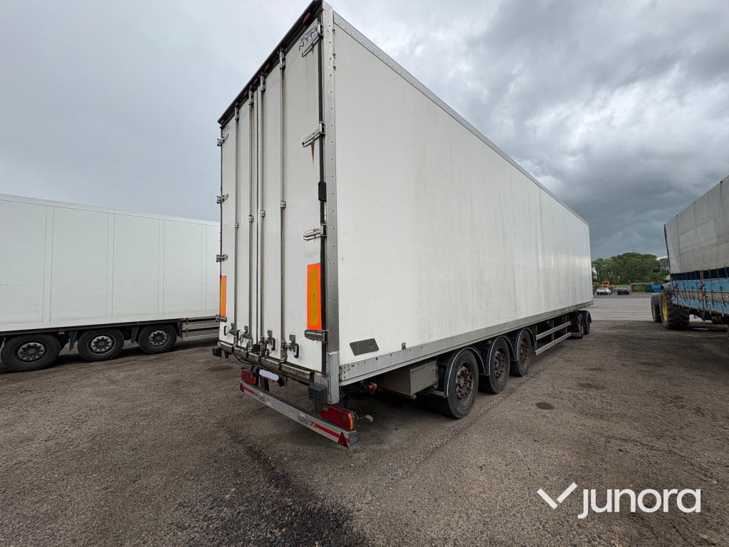 Lastbil Scania R450 med kyl - Refrigerator truck: picture 4 Lastbil Scania R450 med kyl - Refrigerator truck: picture 4