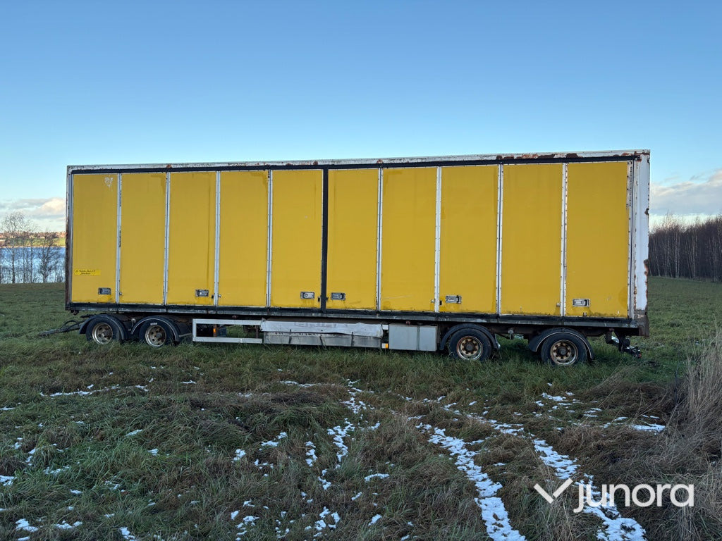 Lastbilssläp - BRIAB SBLB4S—36-124 - Closed box trailer: picture 2 Lastbilssläp - BRIAB SBLB4S—36-124 - Closed box trailer: picture 2