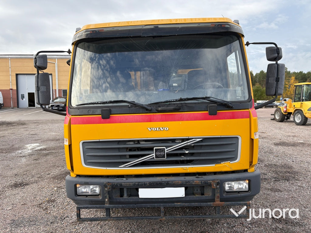 Lastbil Volvo FL611 4X2 - Other machinery: picture 2 Lastbil Volvo FL611 4X2 - Other machinery: picture 2