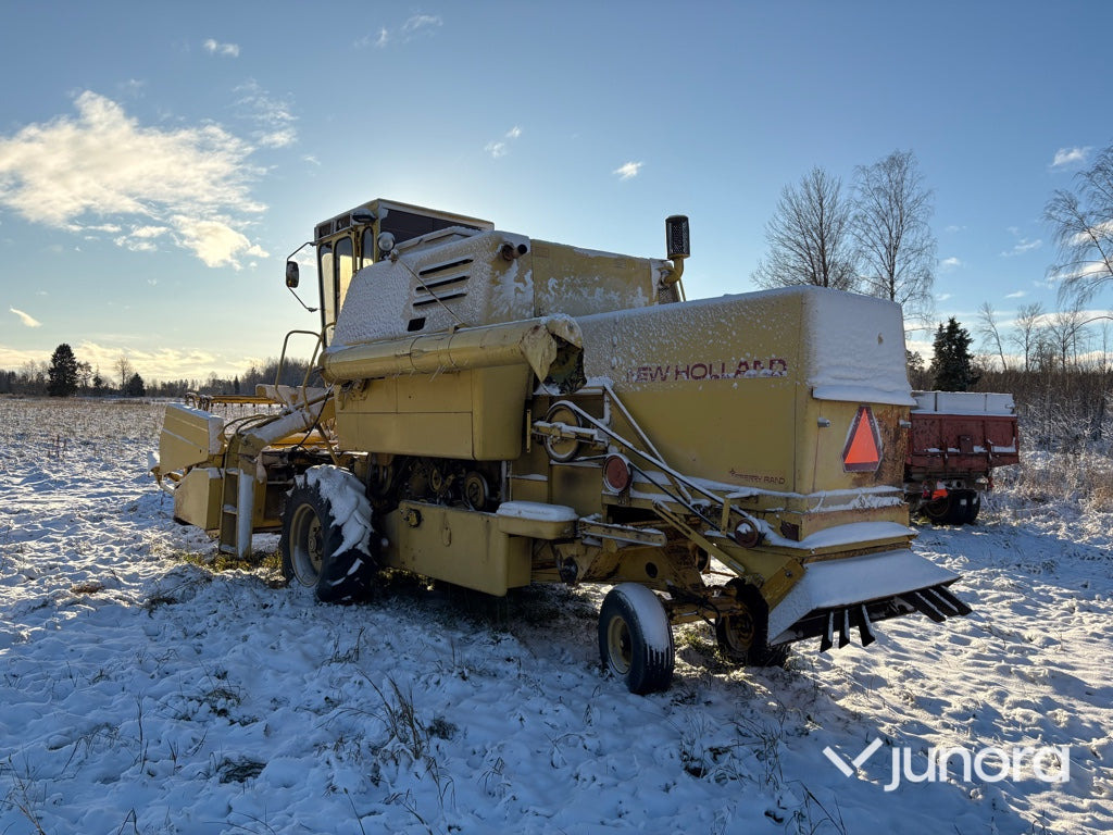 Skördetröska - New Holland Clayson 1520 - Combine harvester: picture 4 Skördetröska - New Holland Clayson 1520 - Combine harvester: picture 4