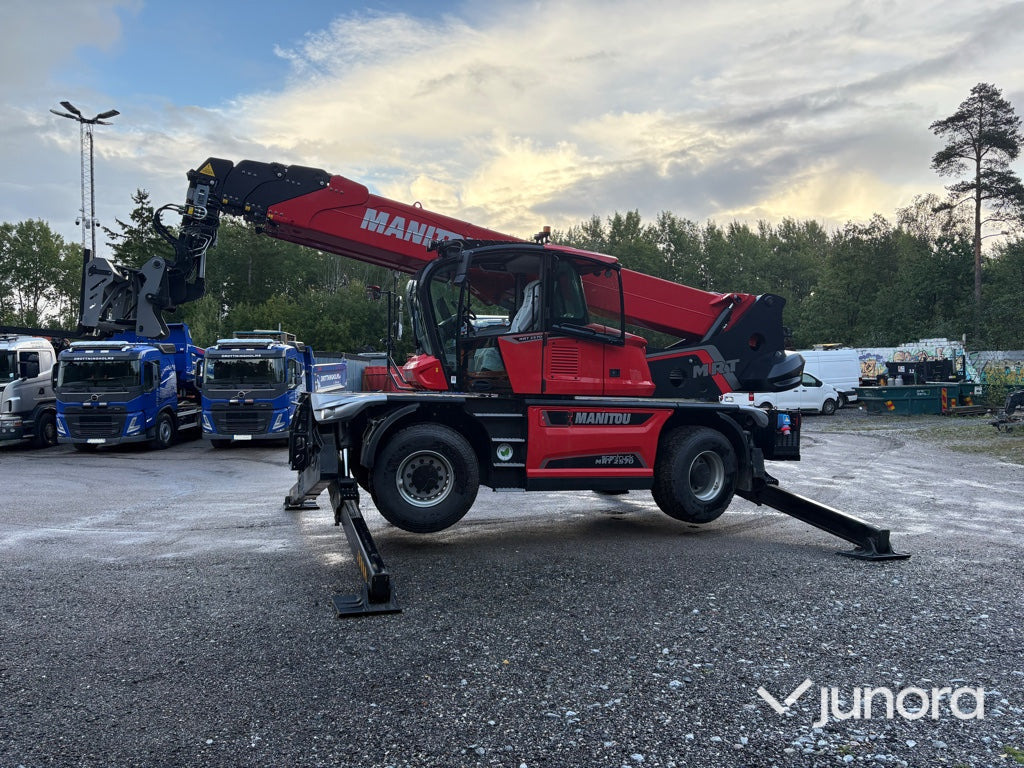 Teleskoplastare - Manitou, MRT 2570, inkl. tillbehör - Telescopic handler: picture 1 Teleskoplastare - Manitou, MRT 2570, inkl. tillbehör - Telescopic handler: picture 1