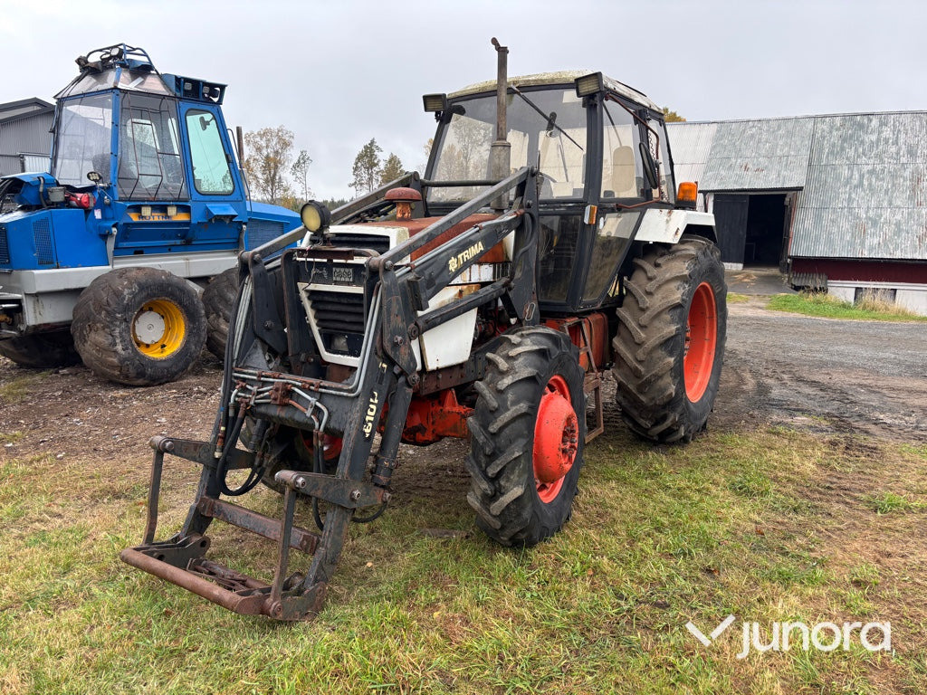 Traktor - Case 1490 4-WD med lastare - Farm tractor: picture 1 Traktor - Case 1490 4-WD med lastare - Farm tractor: picture 1