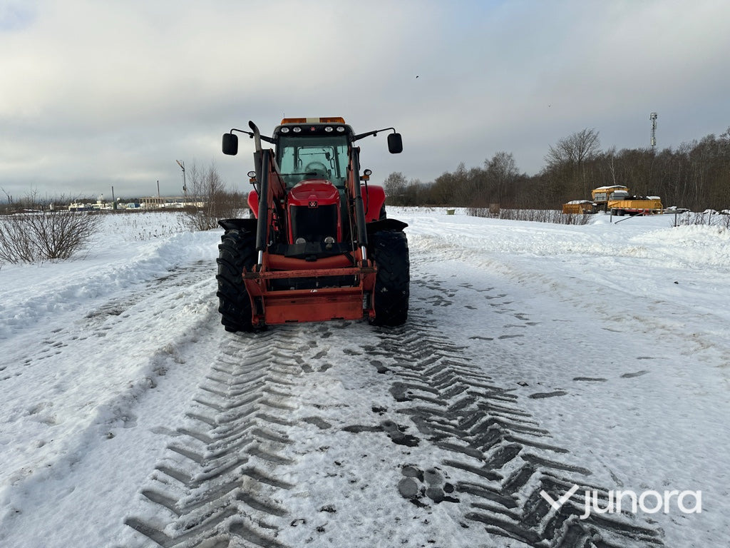 Traktor – Massey Ferguson 6490 med lastare - Farm tractor: picture 5 Traktor – Massey Ferguson 6490 med lastare - Farm tractor: picture 5