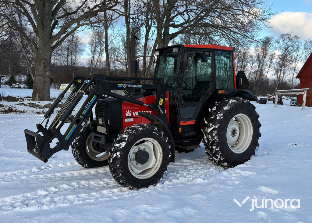 Farm tractor Traktor - Valmet 365-4, med lastare: picture 1