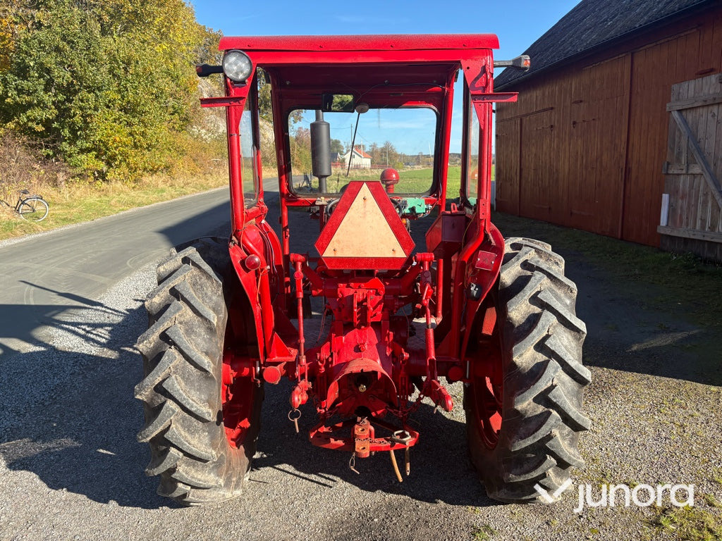 Traktor - Volvo BM 320 - Farm tractor: picture 4 Traktor - Volvo BM 320 - Farm tractor: picture 4