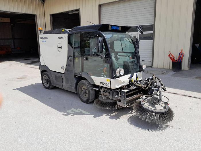 Mathieu Azura MC200 - Road sweeper: picture 1 Mathieu Azura MC200 - Road sweeper: picture 1