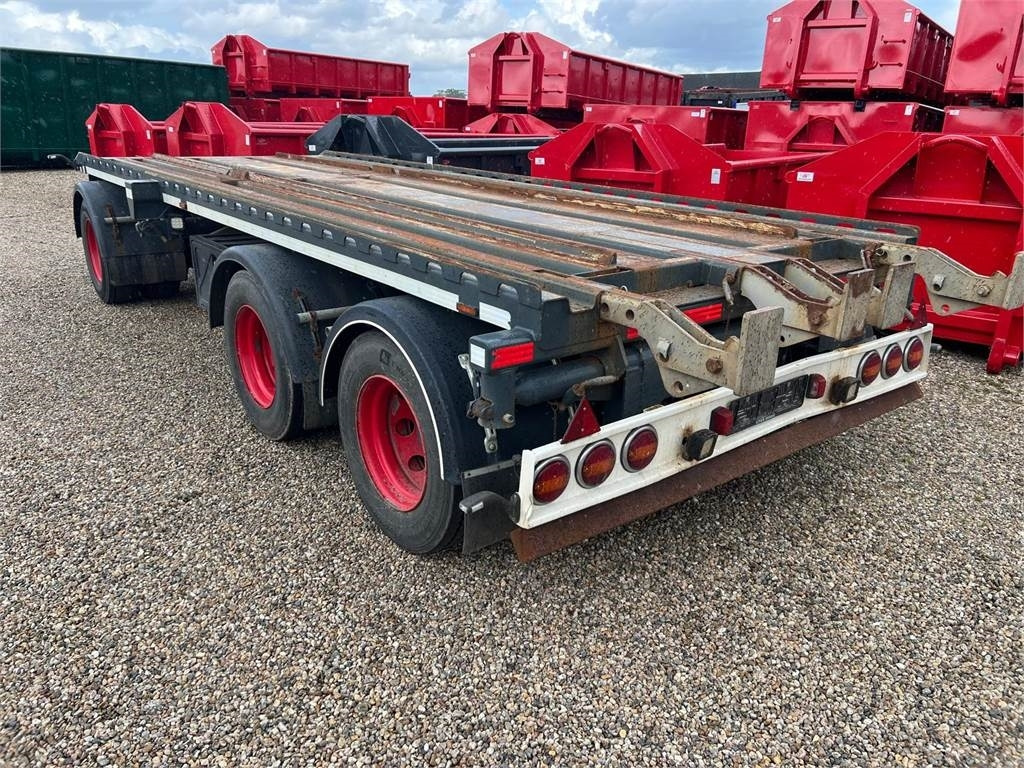 CMT PT12-20 - 6,5 mtr - 7,0 mtr container - Roll-off/ Skip trailer: picture 1 CMT PT12-20 - 6,5 mtr - 7,0 mtr container - Roll-off/ Skip trailer: picture 1